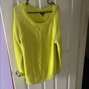 Apt. 9 Yellow Crew Neck Sweater with Cable Knit Design